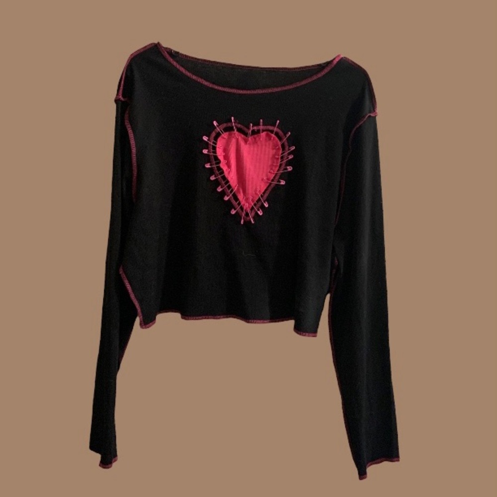 safetypin heart long sleeve
